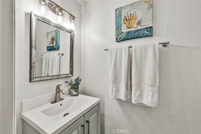 2390 Sunningdale Drive, Tustin, CA 92782