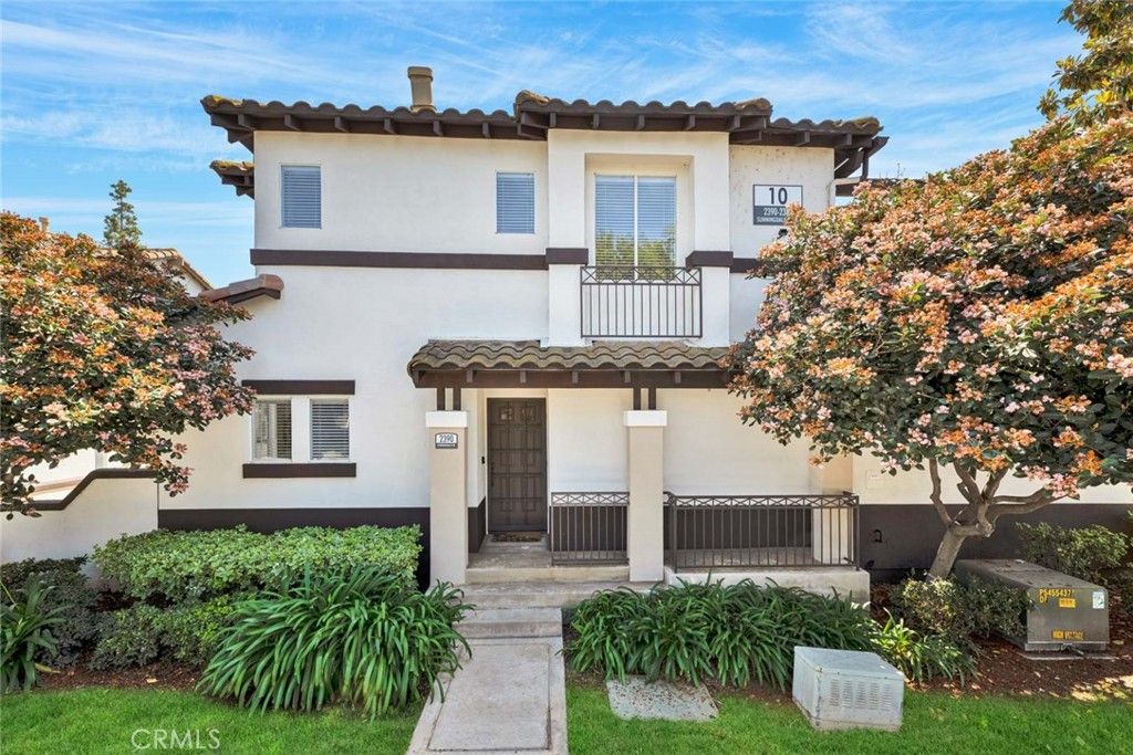 2390 Sunningdale Drive, Tustin, CA 92782