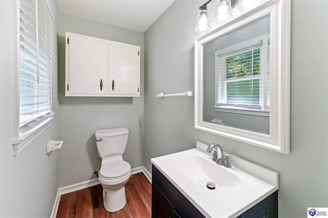 225 Rams Run Rd, Shepherdsville, KY 40165