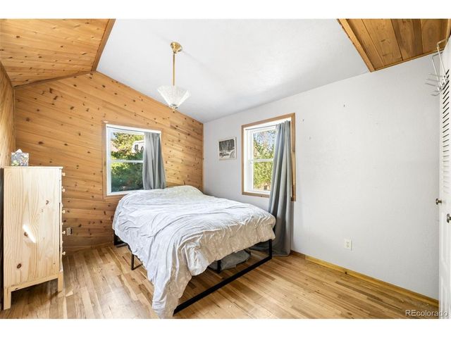 994 Welch St, Lakewood, CO 80401