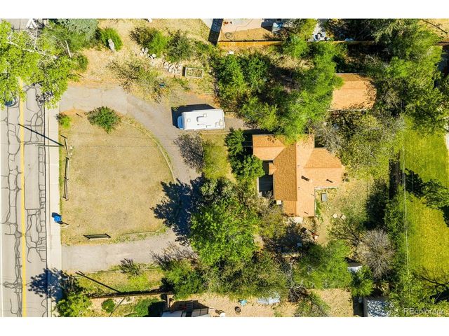 994 Welch St, Lakewood, CO 80401