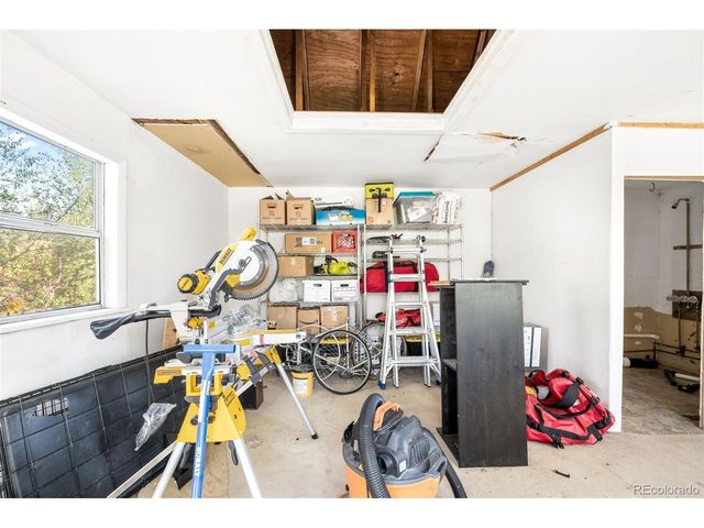 994 Welch St, Lakewood, CO 80401