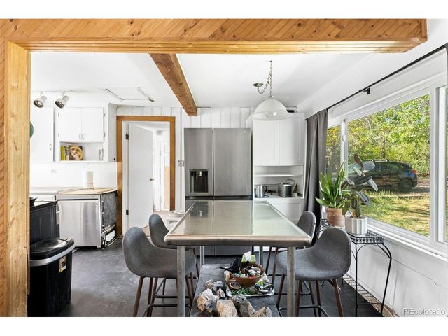 994 Welch St, Lakewood, CO 80401