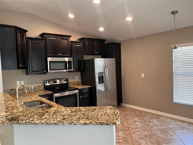 11018 WHITTNEY CHASE DRIVE, Riverview, FL 33579