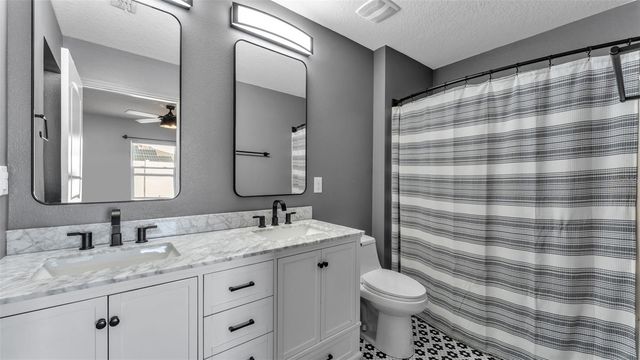 1 REDWOOD COURT, Kissimmee, FL 34759