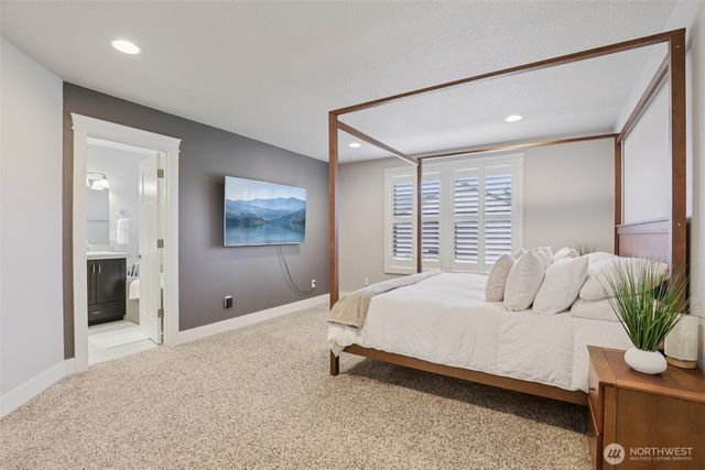 4407 N Ridgefield Woods Drive, Ridgefield, WA 98642