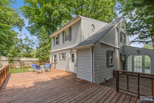 433 Louisa Avenue, Wyckoff, NJ 07481