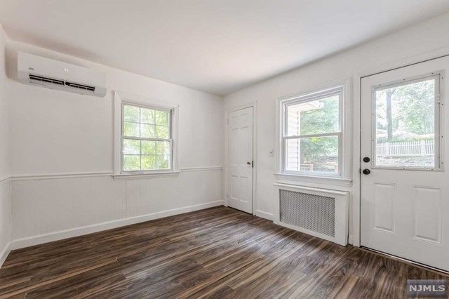 433 Louisa Avenue, Wyckoff, NJ 07481