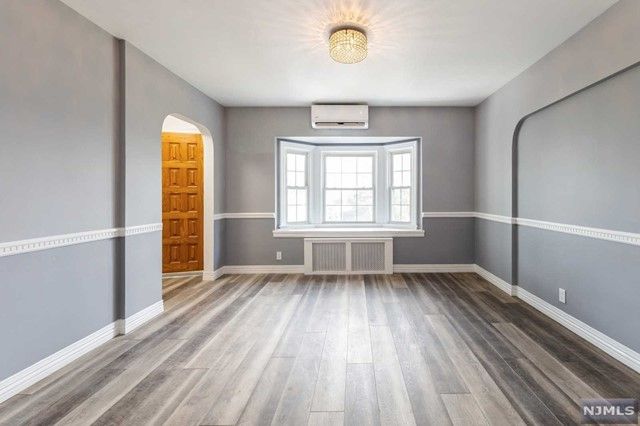 433 Louisa Avenue, Wyckoff, NJ 07481