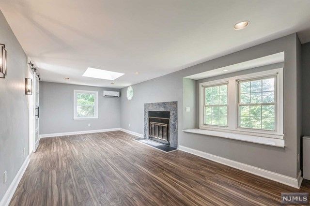433 Louisa Avenue, Wyckoff, NJ 07481