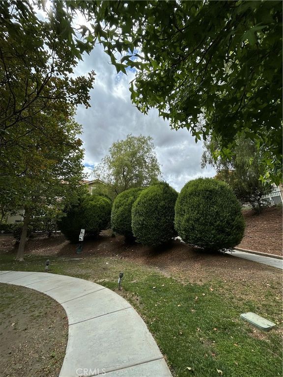 Image 10 of property listing at 18002 Flynn 6201, Canyon Country, CA 91387
