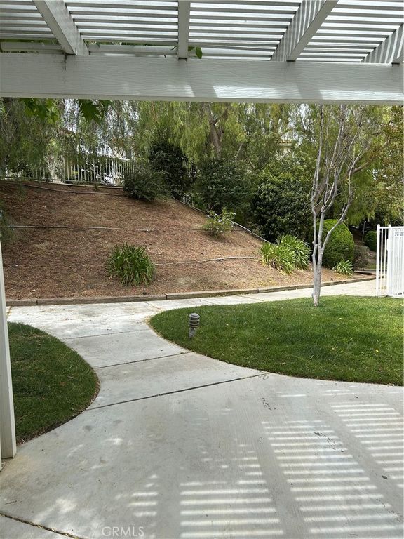 Image 11 of property listing at 18002 Flynn 6201, Canyon Country, CA 91387