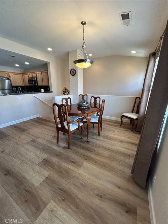 Image 27 of property listing at 18002 Flynn 6201, Canyon Country, CA 91387
