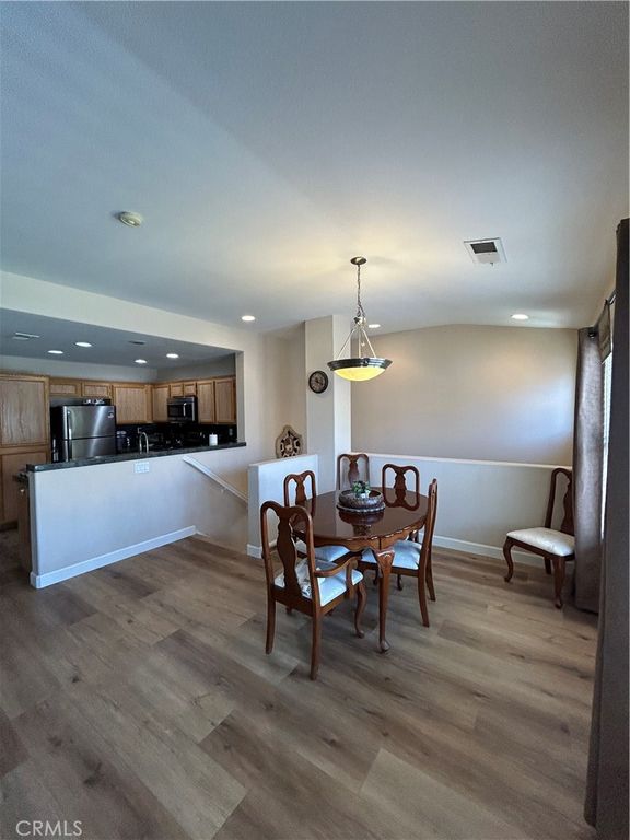 Image 28 of property listing at 18002 Flynn 6201, Canyon Country, CA 91387
