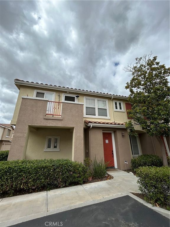 Image 3 of property listing at 18002 Flynn 6201, Canyon Country, CA 91387