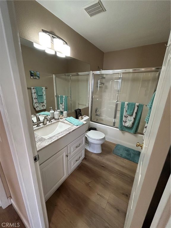 Image 41 of property listing at 18002 Flynn 6201, Canyon Country, CA 91387