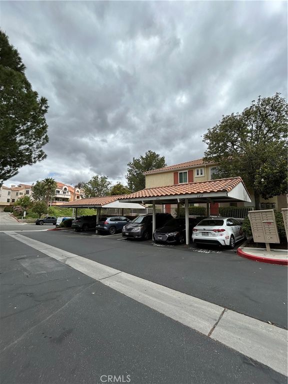 Image 6 of property listing at 18002 Flynn 6201, Canyon Country, CA 91387