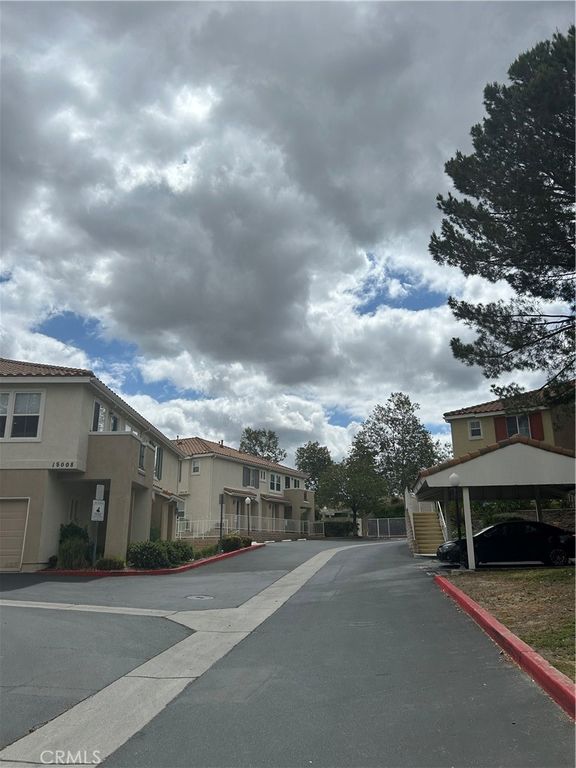 Image 7 of property listing at 18002 Flynn 6201, Canyon Country, CA 91387