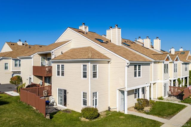 2604 Whispering Hills, Chester, NY 10918