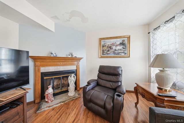 2604 Whispering Hills, Chester, NY 10918