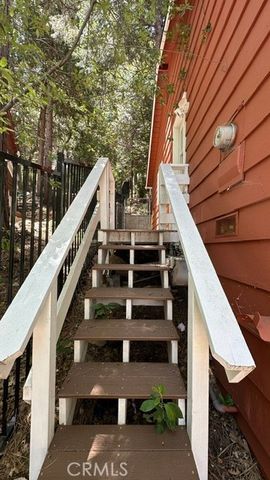 384 Ca-138, Crestline, CA 92325