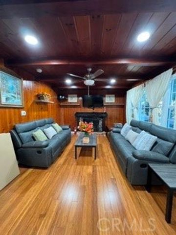 384 Ca-138, Crestline, CA 92325