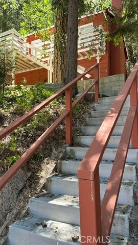 384 Ca-138, Crestline, CA 92325