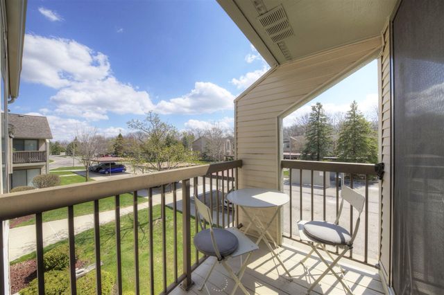 42779 Lilley Pointe Drive, Canton, MI 48187