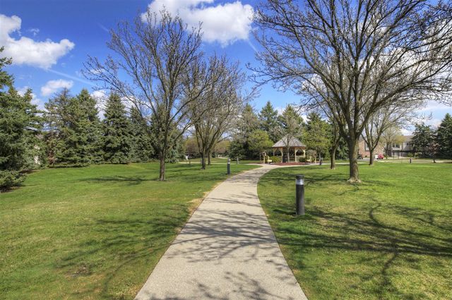 42779 Lilley Pointe Drive, Canton, MI 48187