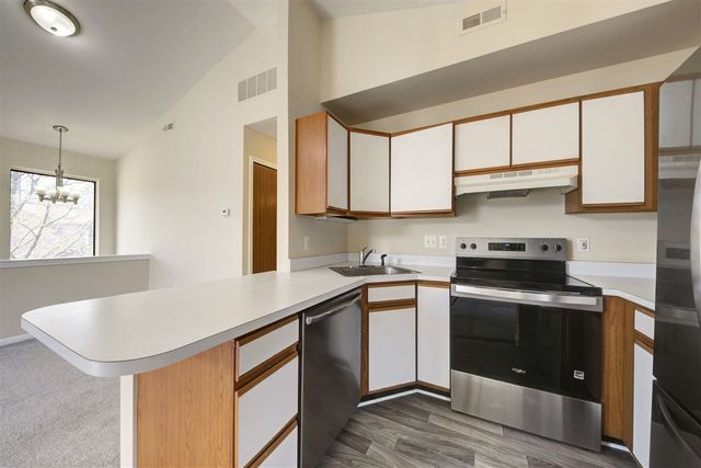 42779 Lilley Pointe Drive, Canton, MI 48187