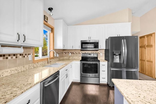 4065 Jasmine Court NE, Saint Michael, MN 55376