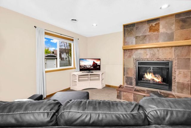 4065 Jasmine Court NE, Saint Michael, MN 55376