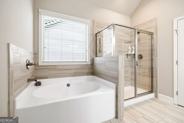 6898 Lancaster Crossing, Flowery Branch, GA 30542