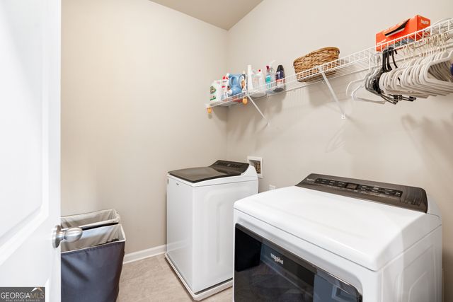 6898 Lancaster Crossing, Flowery Branch, GA 30542