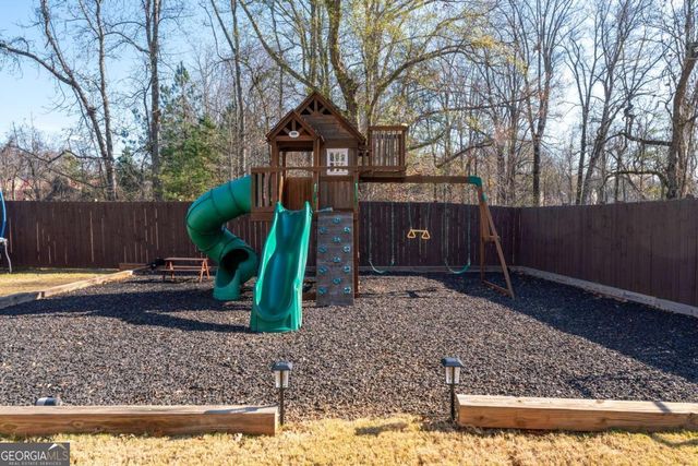 6898 Lancaster Crossing, Flowery Branch, GA 30542