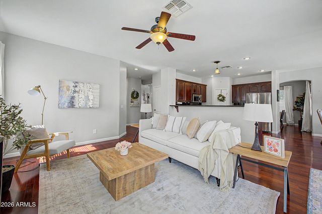 2317 E REDWOOD Court, Chandler, AZ 85286