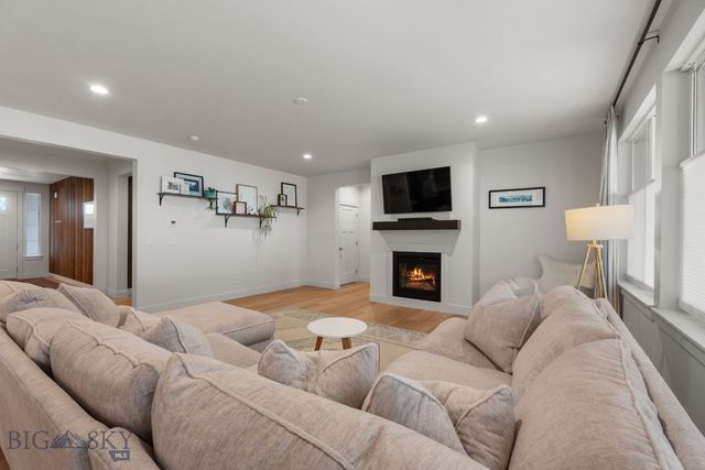 1704 Deadwood, Belgrade, MT 59714