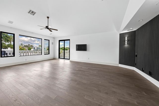 2561 LUCILLE Drive, Fort Lauderdale, FL 33316