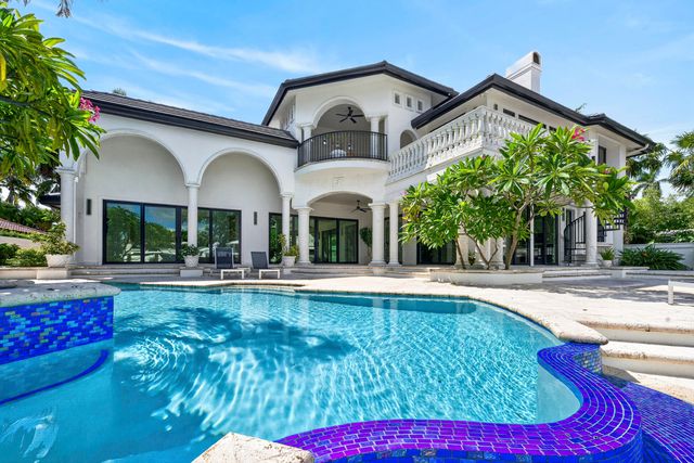 2561 LUCILLE Drive, Fort Lauderdale, FL 33316