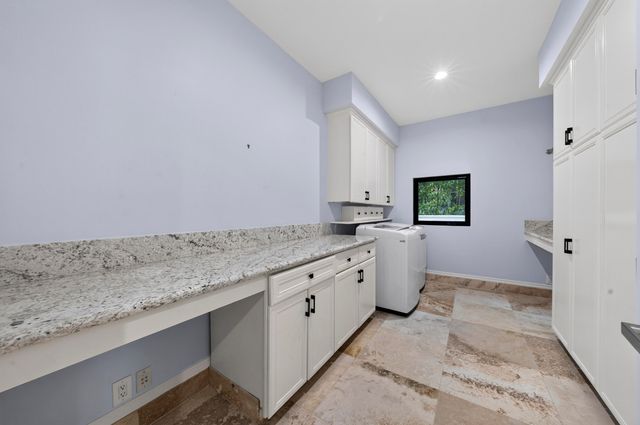 2561 LUCILLE Drive, Fort Lauderdale, FL 33316