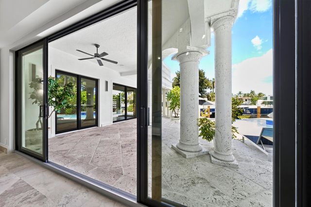 2561 LUCILLE Drive, Fort Lauderdale, FL 33316