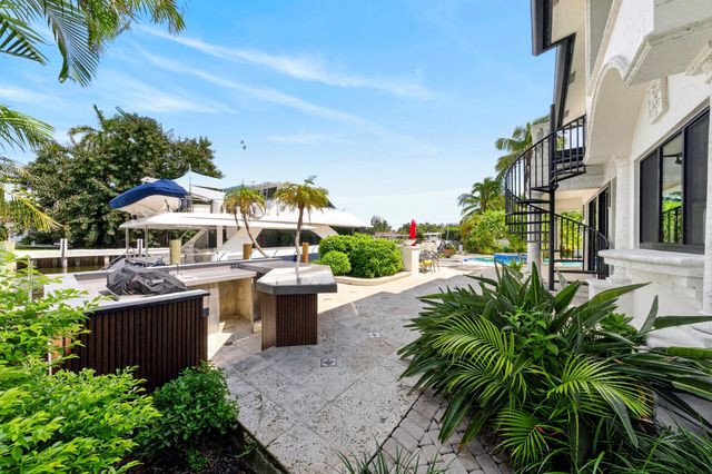 2561 LUCILLE Drive, Fort Lauderdale, FL 33316