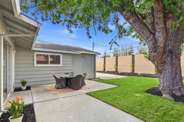 19681 Drake Drive, Cupertino, CA 95014