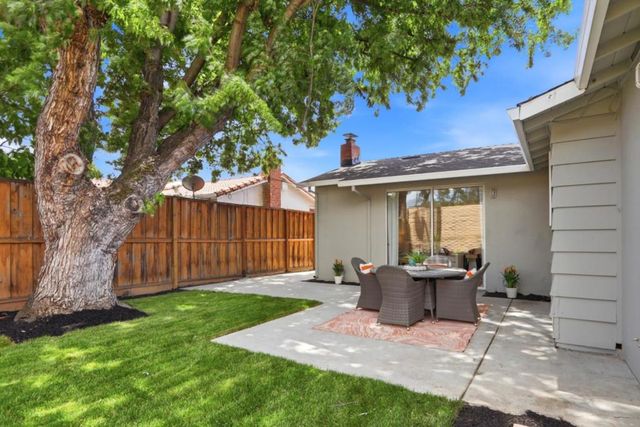19681 Drake Drive, Cupertino, CA 95014
