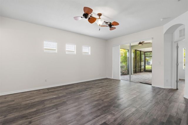 4919 BOSTON COMMON GLEN, Bradenton, FL 34211