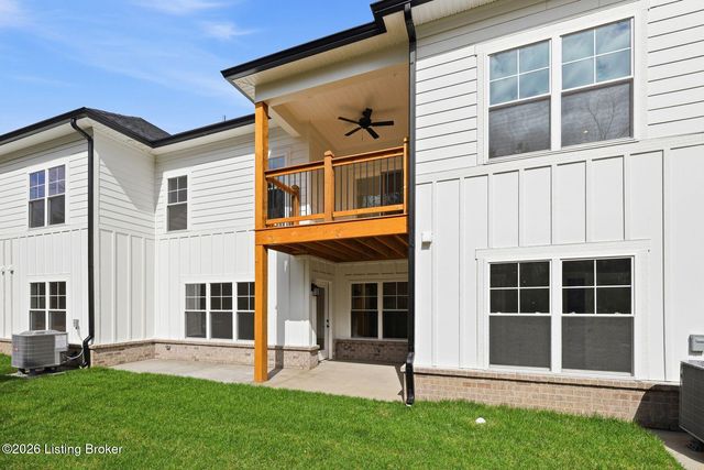 14721 Stable Gate Pl, Louisville, KY 40299