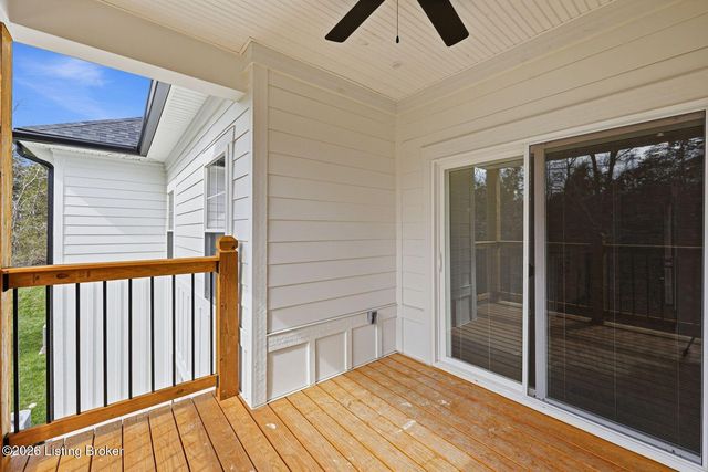 14721 Stable Gate Pl, Louisville, KY 40299