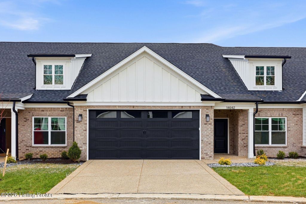 14721 Stable Gate Pl, Louisville, KY 40299