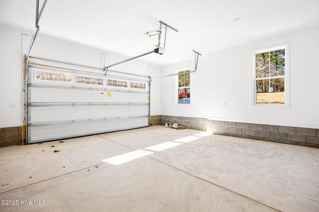 150 Banbridge Drive, West End, NC 27376