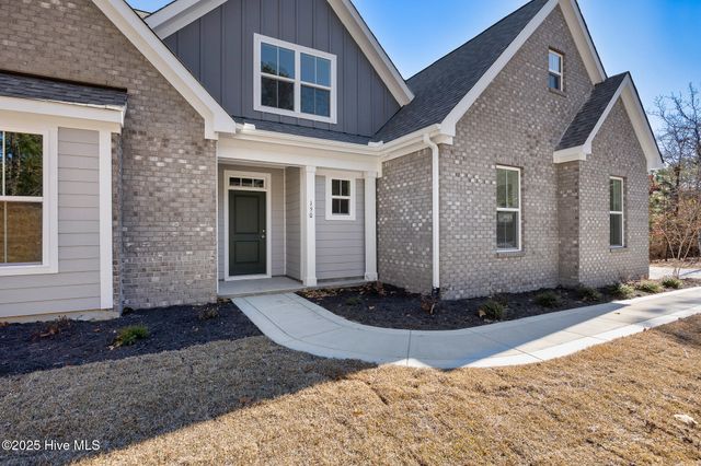 150 Banbridge Drive, West End, NC 27376